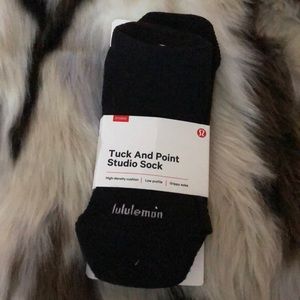 LuLu lemon gripping socks